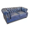Kép 1/9 - Chesterfield bőr kanapé tölgyfa lábbal 2 személyes - lavintagehome.hu