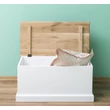 Kép 2/4 - Fenyőfa ágyneműtartó láda tölgy ülőlappal - lavintagehome.hu