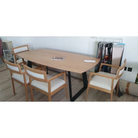 Stratton tölgyasztal fémlábbal + 4 Ivy tölgy székkel-lavintagehome.hu