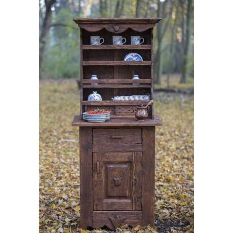 Rusztikus fenyőfa kredenc - lavintagehome.hu